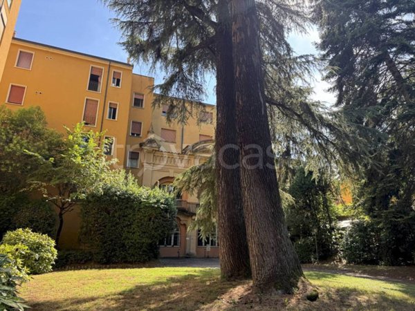 appartamento in affitto a Bologna in zona Santo Stefano