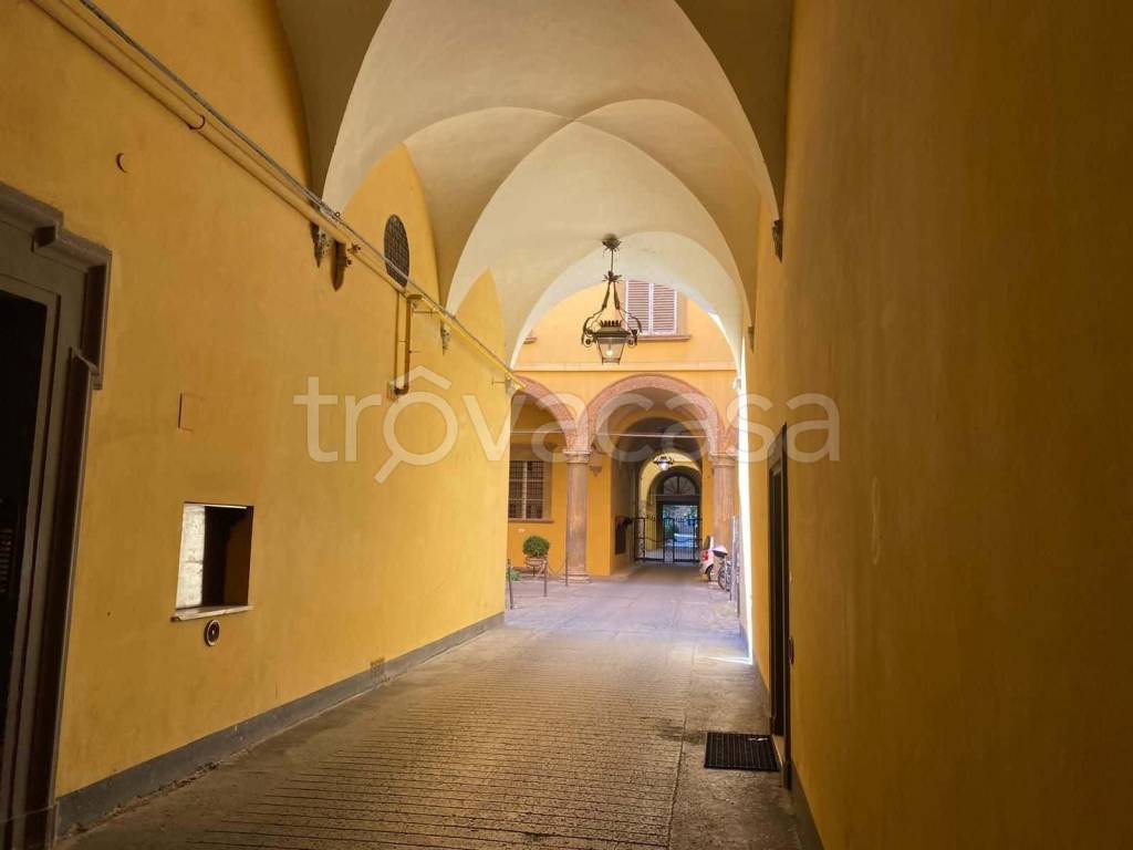 appartamento in affitto a Bologna in zona Santo Stefano