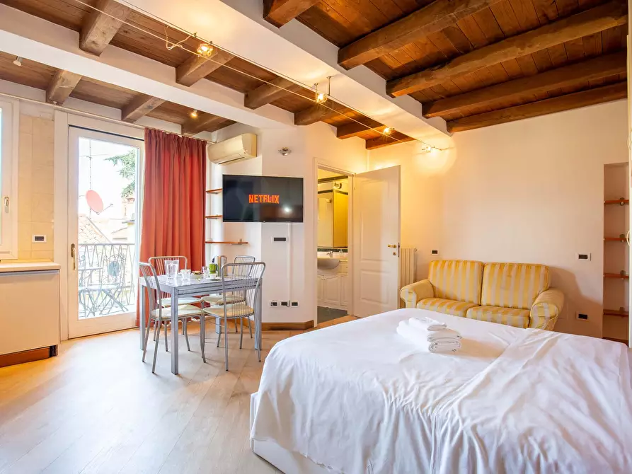 appartamento in affitto a Bologna in zona Santo Stefano