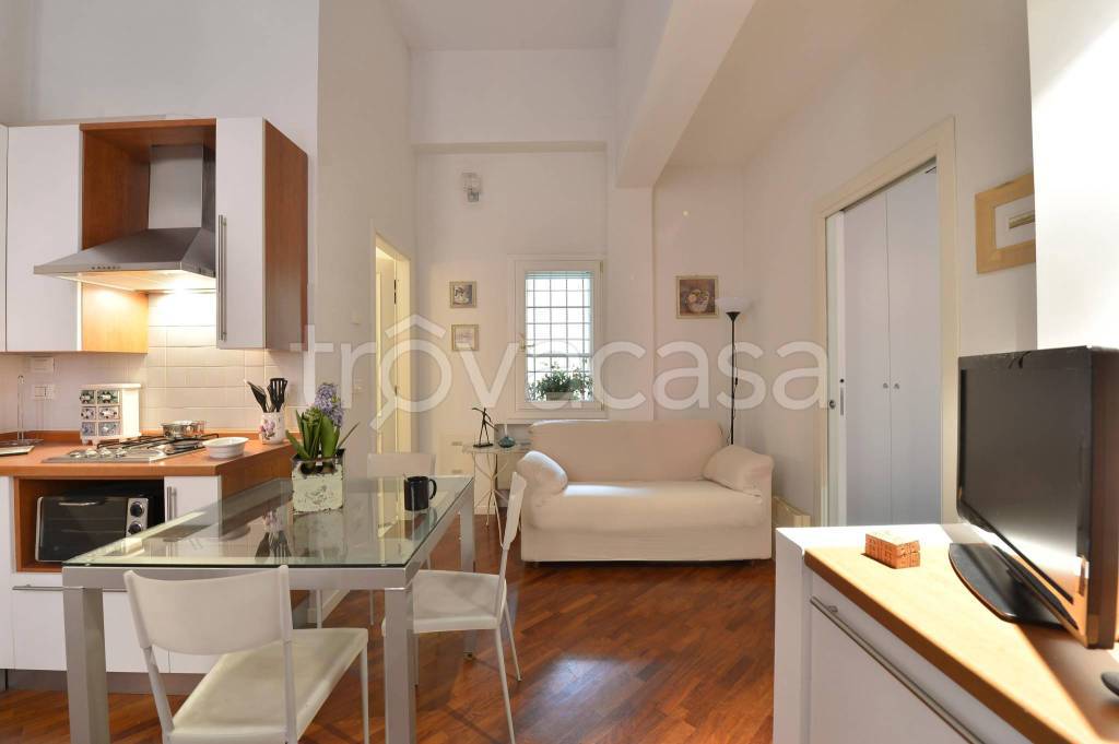 appartamento in affitto a Bologna in zona Santo Stefano