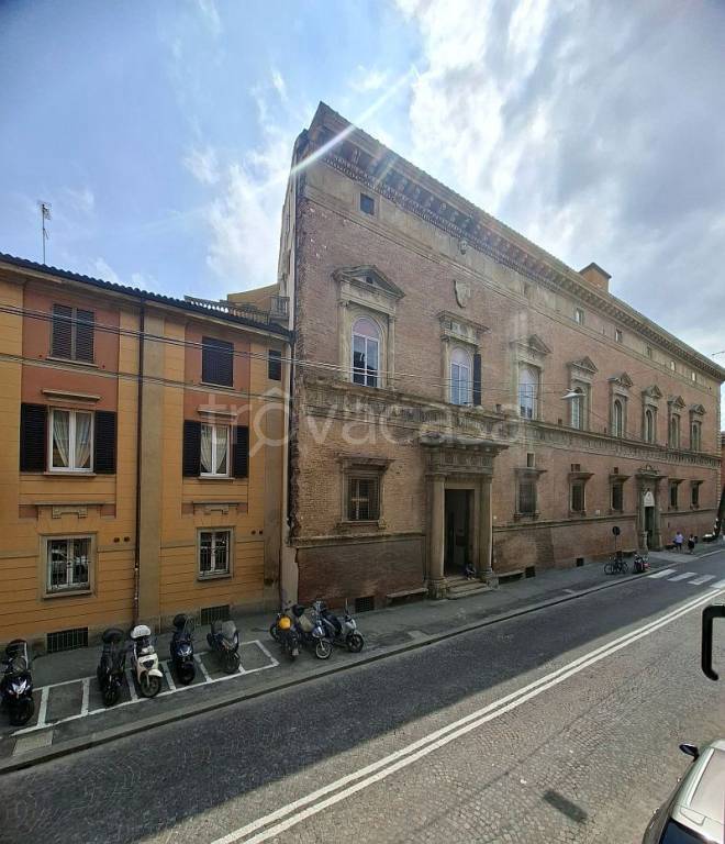 appartamento in affitto a Bologna in zona Saragozza