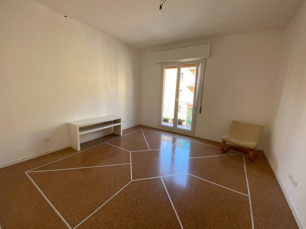 appartamento in affitto a Bologna in zona Saragozza