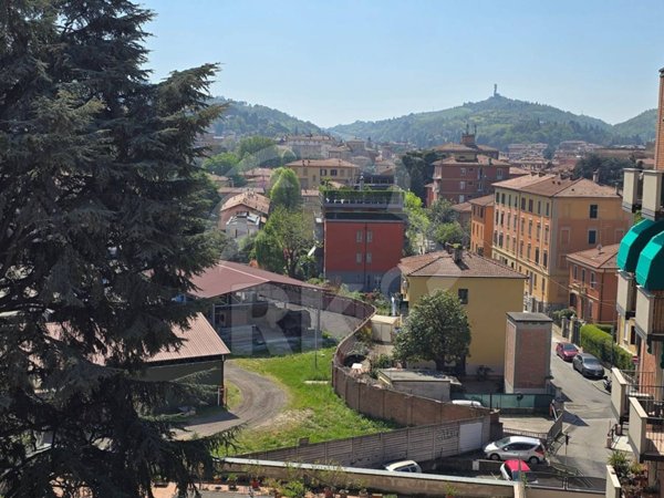 appartamento in affitto a Bologna in zona Saffi