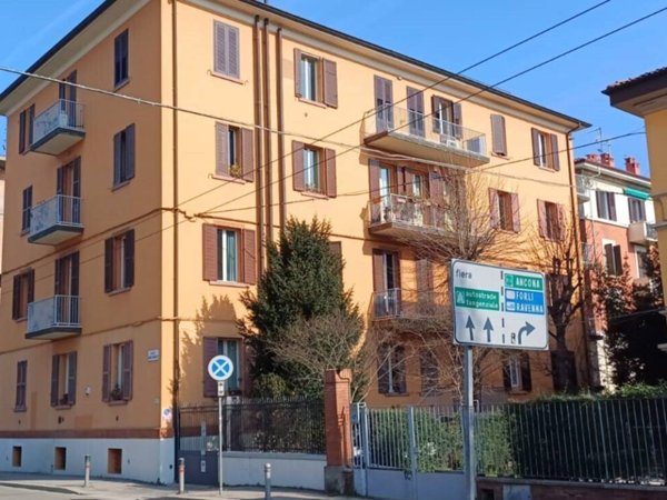 appartamento in affitto a Bologna in zona Santo Stefano
