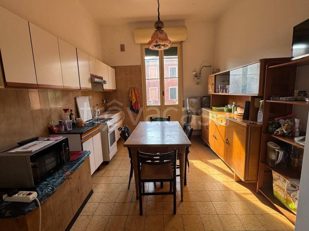 appartamento in affitto a Bologna in zona Saffi