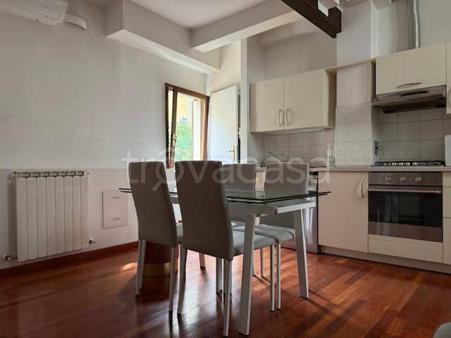 appartamento in affitto a Bologna in zona Santo Stefano