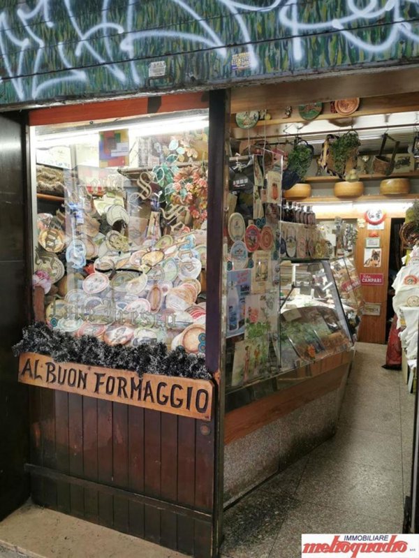 negozio in affitto a Bologna in zona Centro Storico