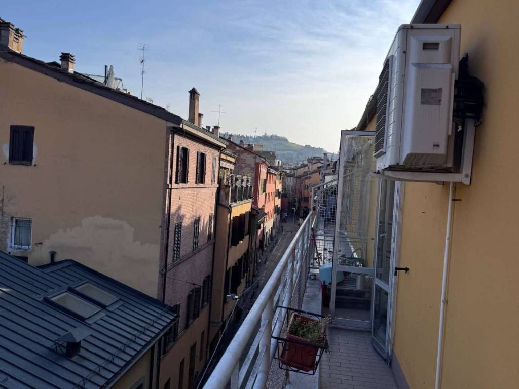 appartamento in affitto a Bologna in zona Malpighi