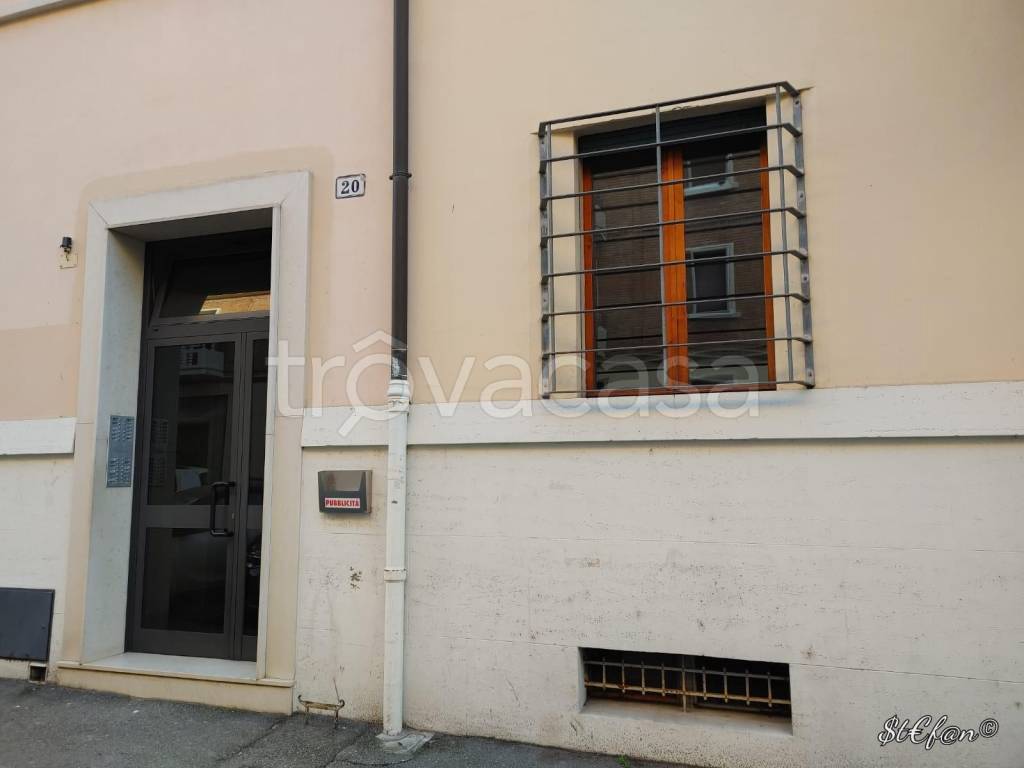 appartamento in affitto a Bologna in zona Saffi