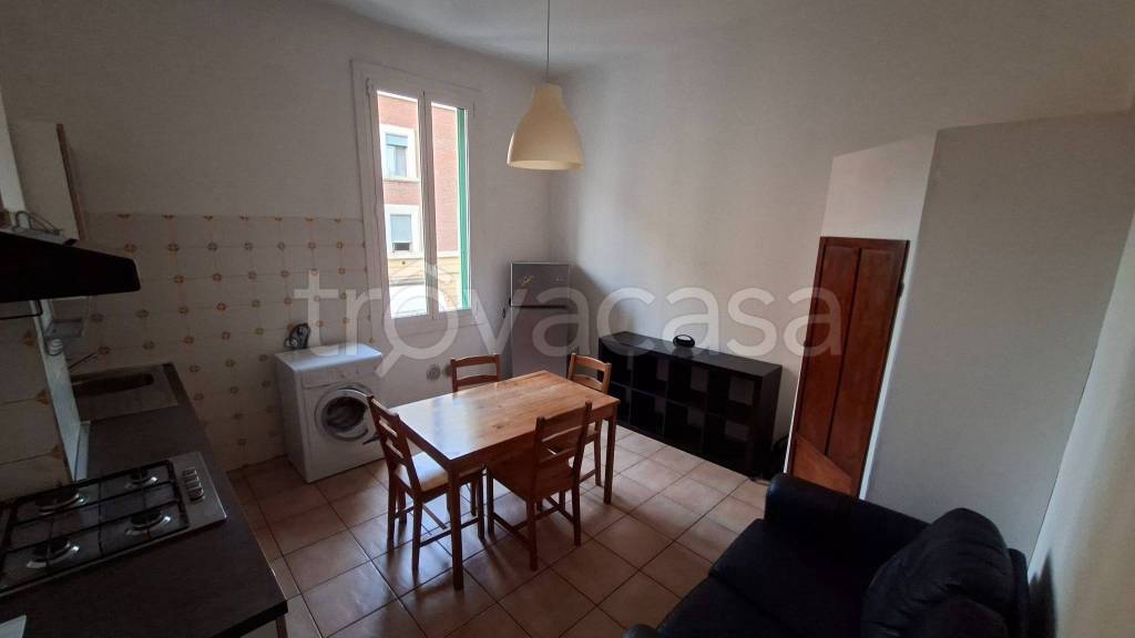 appartamento in affitto a Bologna in zona Saffi