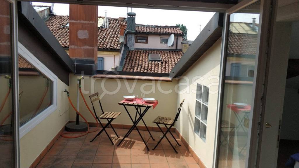 appartamento in affitto a Bologna in zona Saragozza