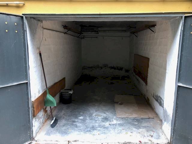 box auto in affitto a Bologna in zona Santo Stefano