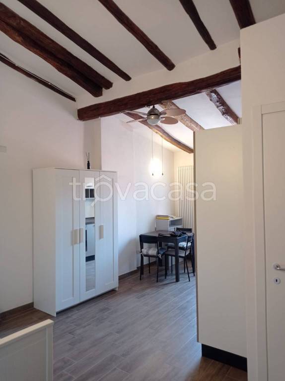 appartamento in affitto a Bologna in zona Santo Stefano