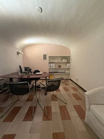 ufficio in affitto a Bologna in zona Santo Stefano