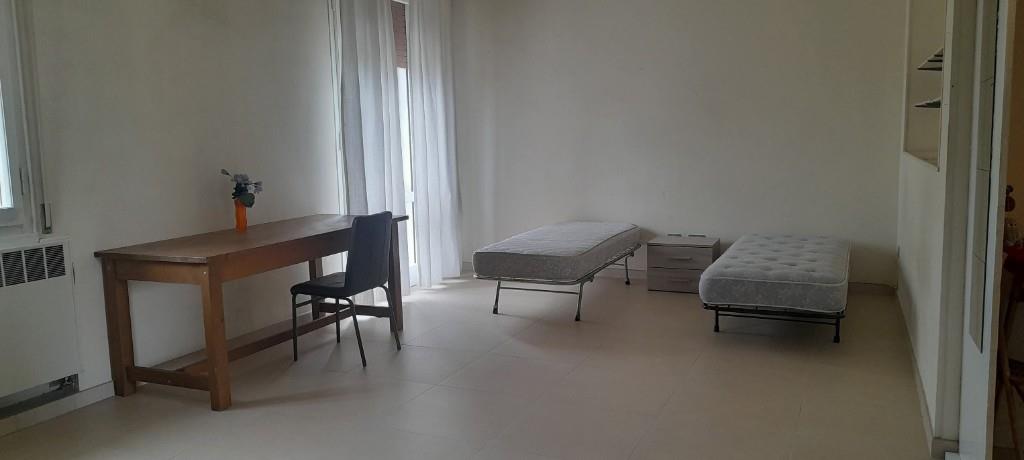 appartamento in affitto a Budrio in zona Cento