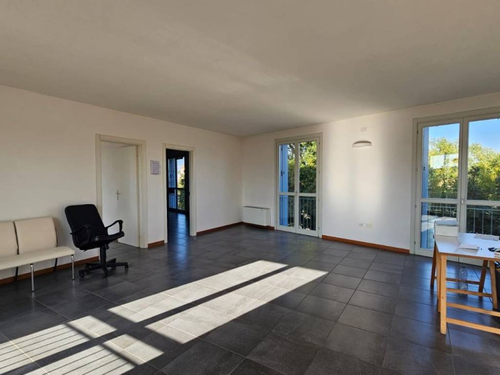 ufficio in affitto a Budrio