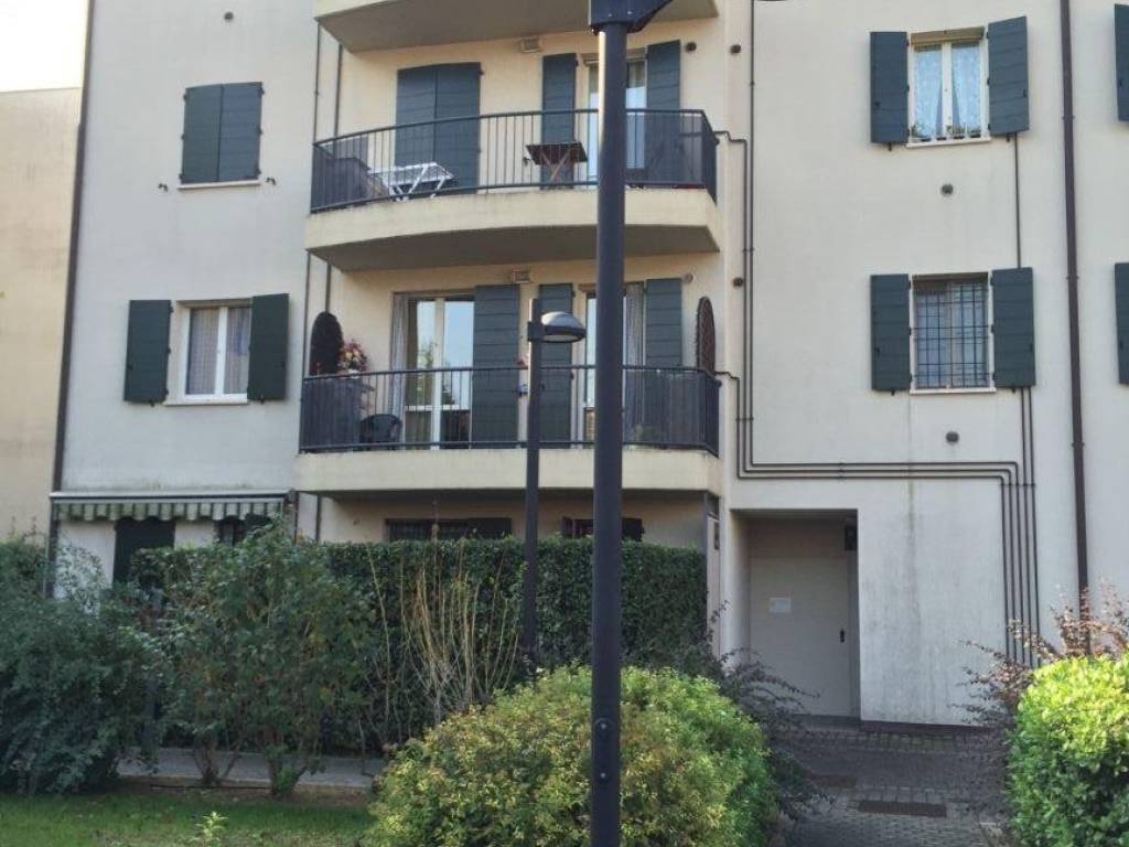 appartamento in affitto a Budrio