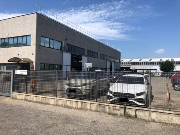capannone in affitto a Calderara di Reno in zona Lippo
