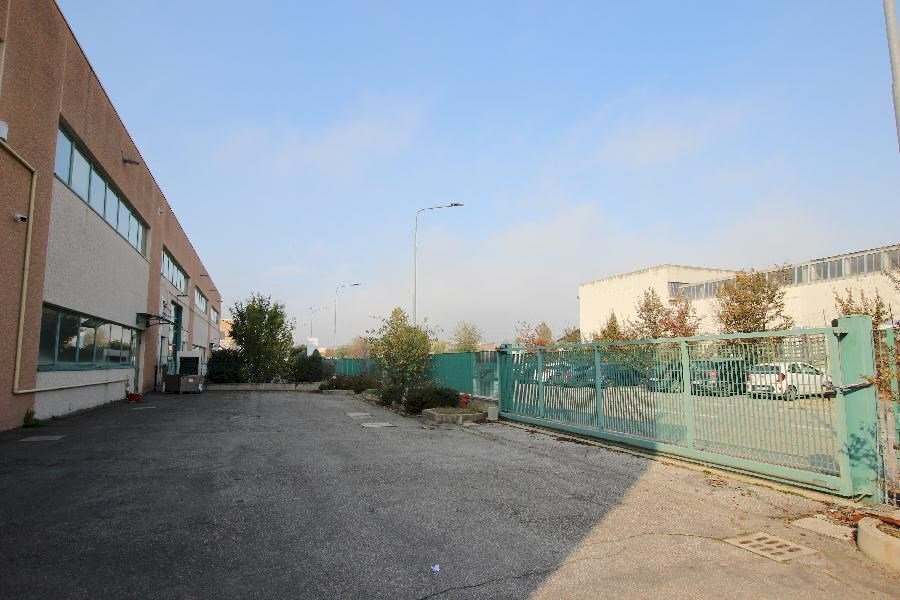 ufficio in affitto a Calderara di Reno
