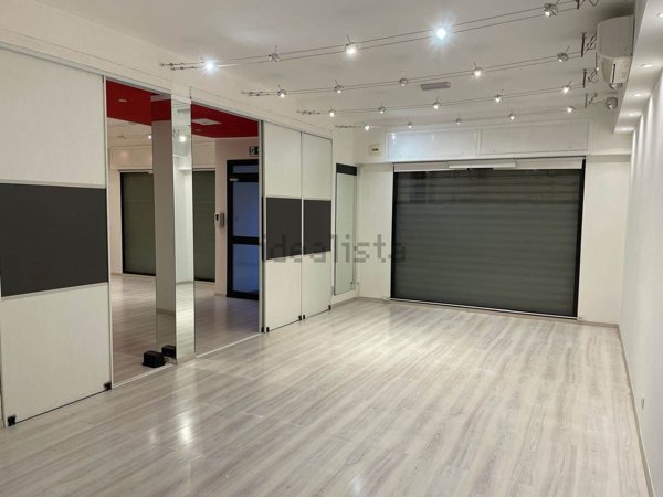 ufficio in affitto a Calderara di Reno in zona Longara