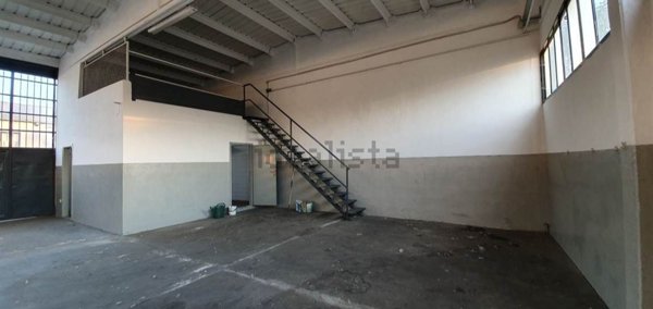 ufficio in affitto a Calderara di Reno in zona Lippo