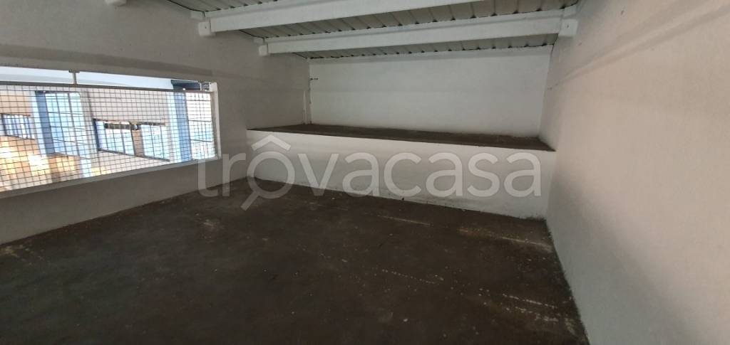 ufficio in affitto a Calderara di Reno in zona Lippo