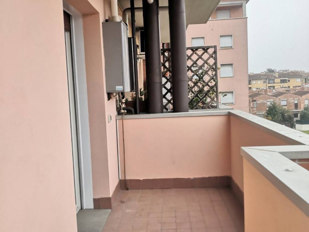 appartamento in affitto a Calderara di Reno