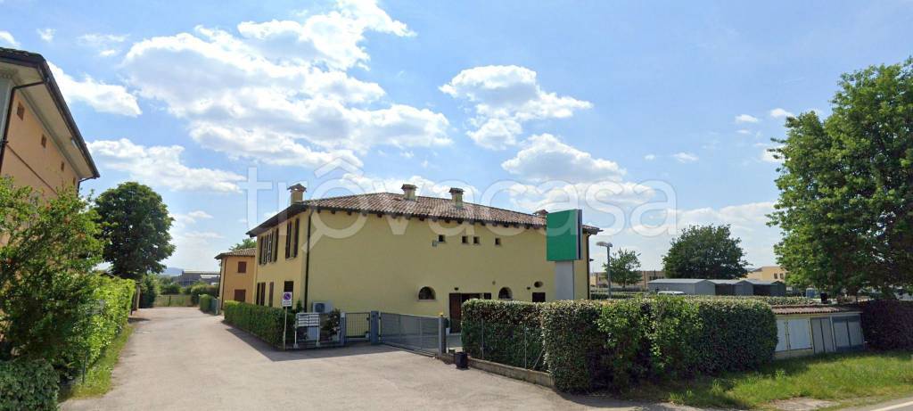 ufficio in affitto a Calderara di Reno