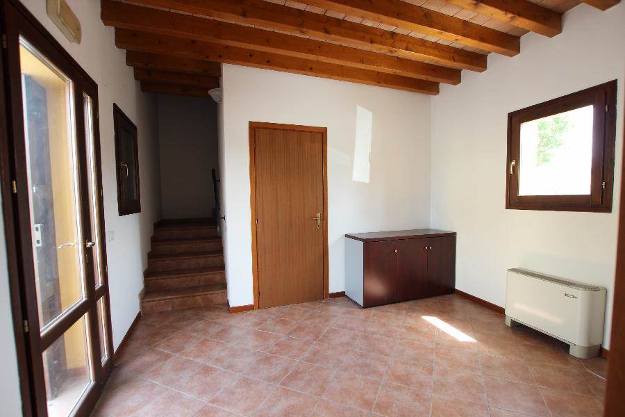 ufficio in affitto a Calderara di Reno