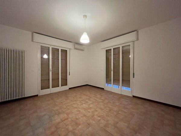 ufficio in affitto a Calderara di Reno