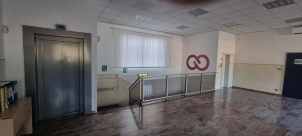 ufficio in affitto a Calderara di Reno