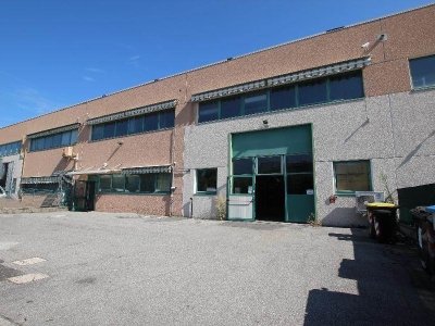 locale di sgombero in affitto a Calderara di Reno