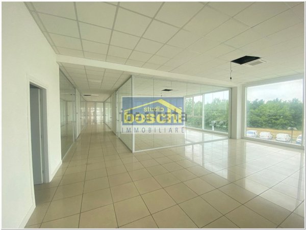 ufficio in affitto a Calderara di Reno