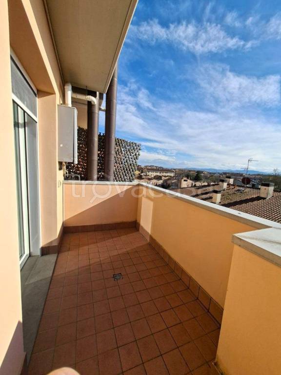 appartamento in affitto a Calderara di Reno