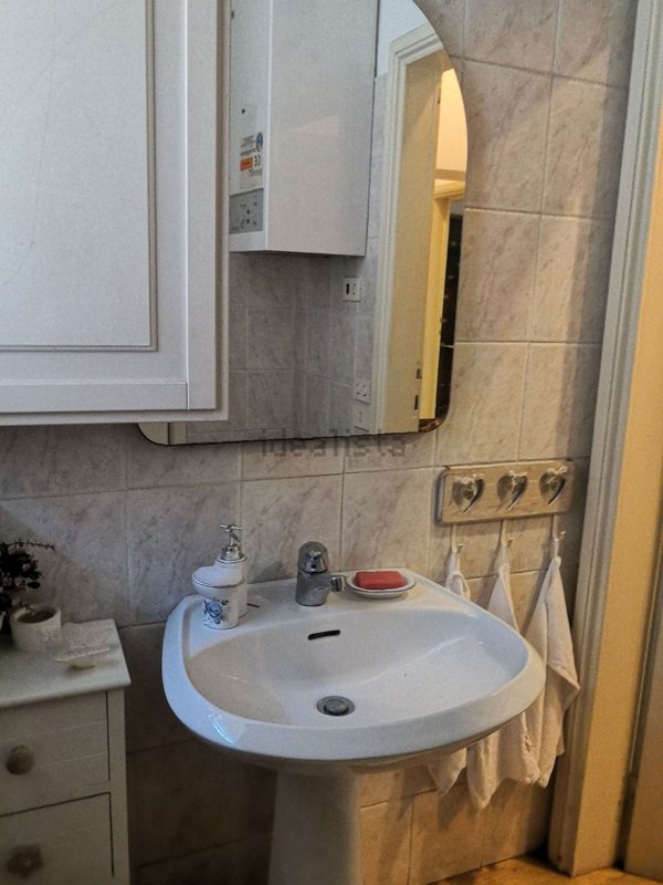 ufficio in affitto a Calderara di Reno in zona Longara