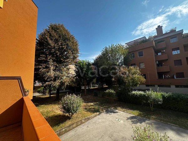 appartamento in affitto a Calderara di Reno in zona Longara
