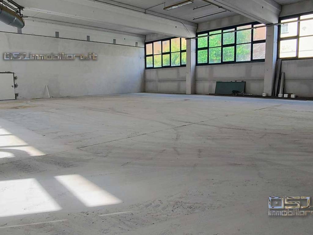 locale commerciale in affitto a Casalecchio di Reno in zona San Biagio
