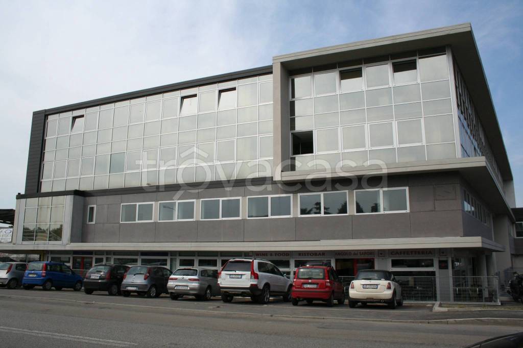 ufficio in affitto a Casalecchio di Reno