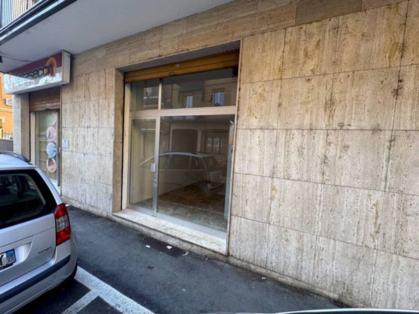 negozio in affitto a Casalecchio di Reno