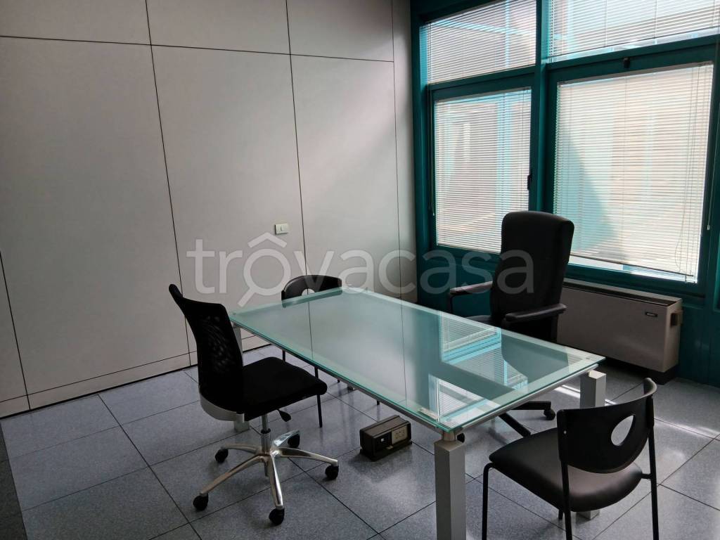 ufficio in affitto a Casalecchio di Reno