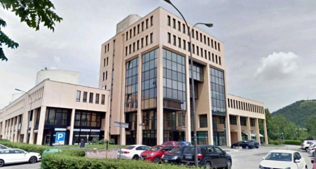 locale di sgombero in affitto a Casalecchio di Reno