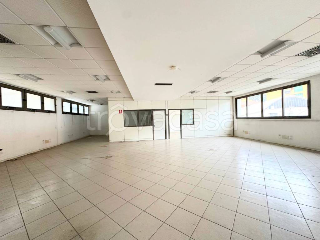 ufficio in affitto a Casalecchio di Reno