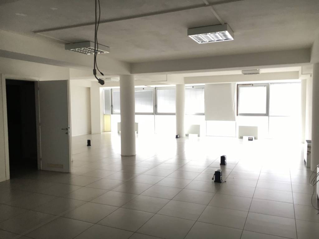ufficio in affitto a Casalecchio di Reno
