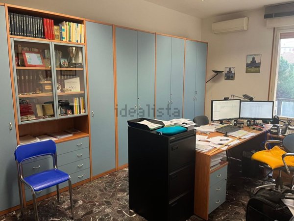 ufficio in affitto a Casalecchio di Reno in zona Croce