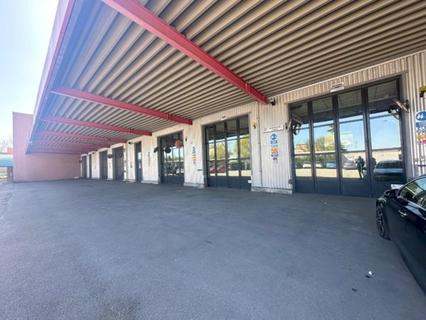 capannone in affitto a Casalecchio di Reno