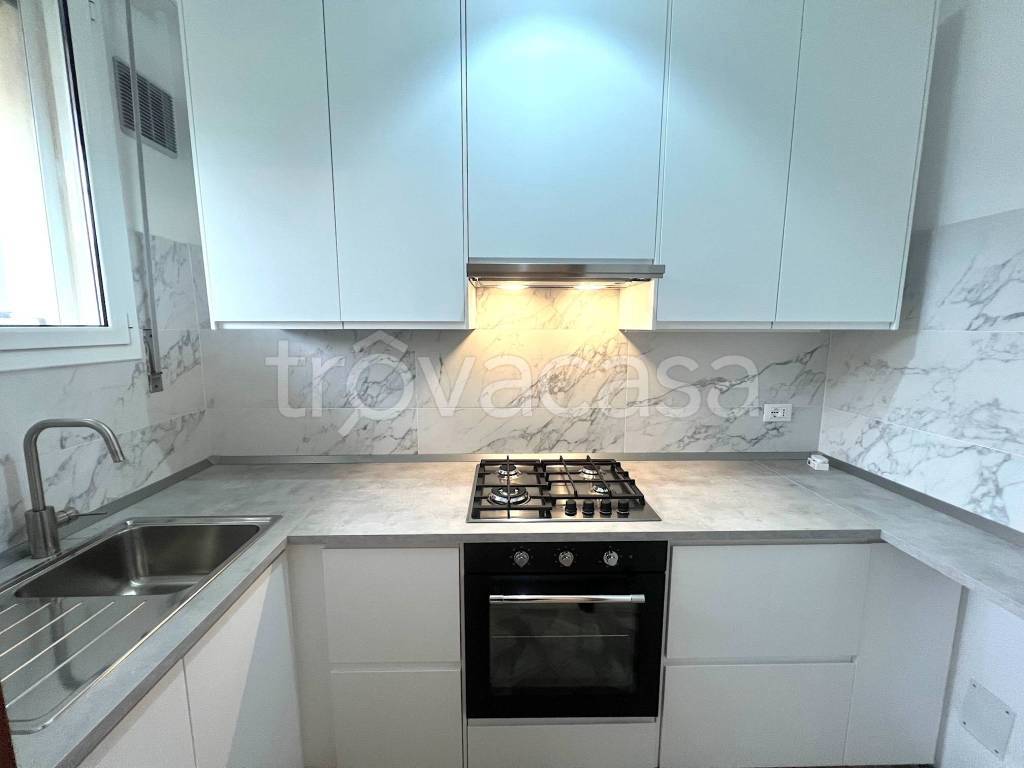 appartamento in affitto a Casalecchio di Reno in zona Garibaldi/La Mutua