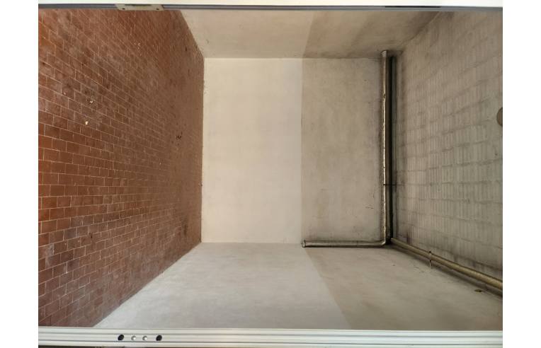 locale di sgombero in affitto a Casalecchio di Reno