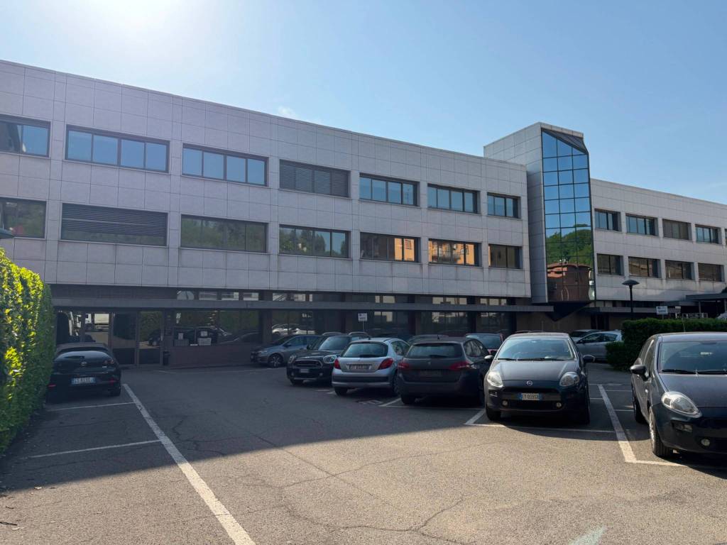 ufficio in affitto a Casalecchio di Reno in zona San Biagio