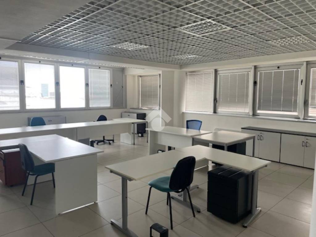 ufficio in affitto a Casalecchio di Reno