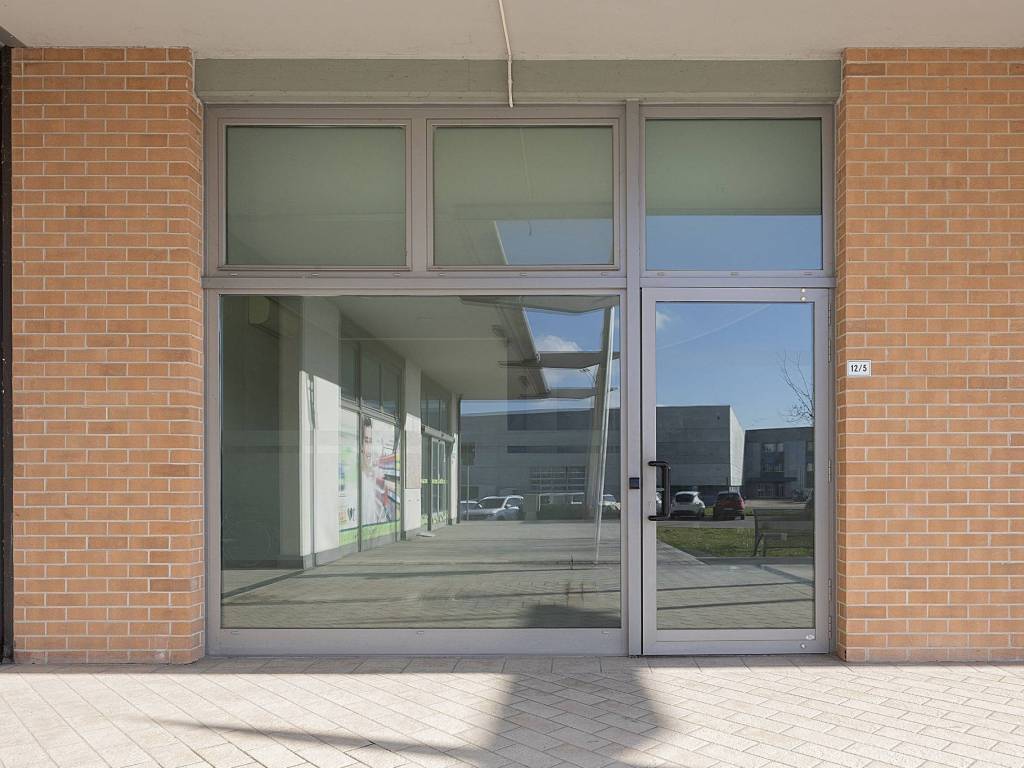 negozio in affitto a Castel Guelfo di Bologna